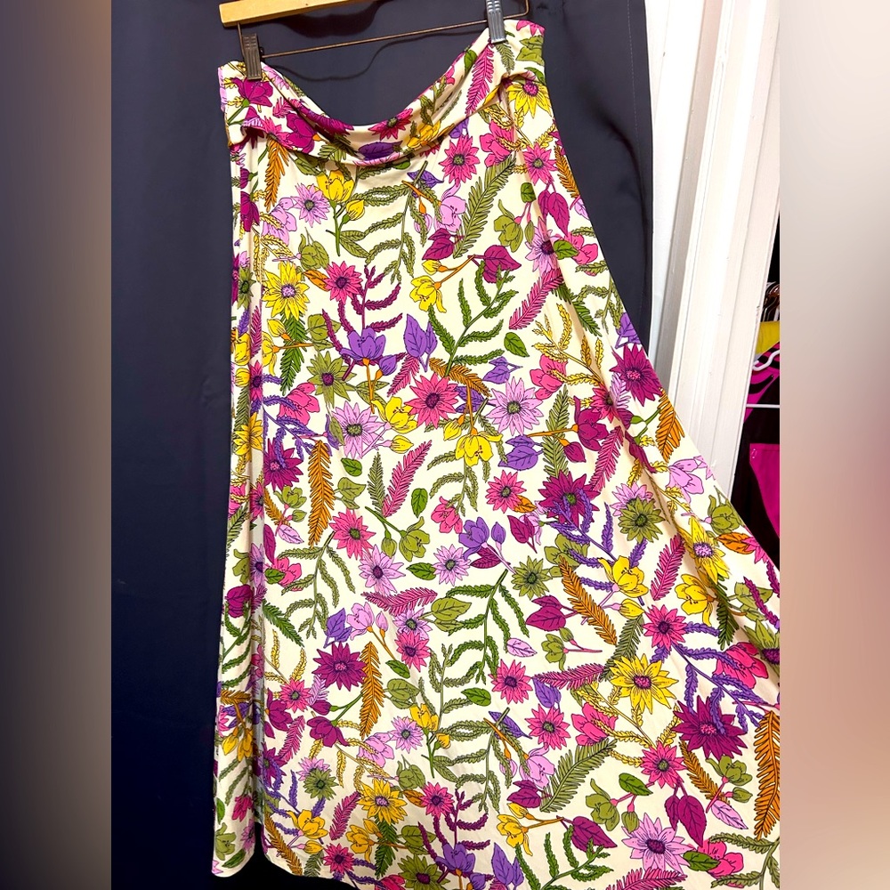 XL Cream Multicolor Floral Maxi Skirt
